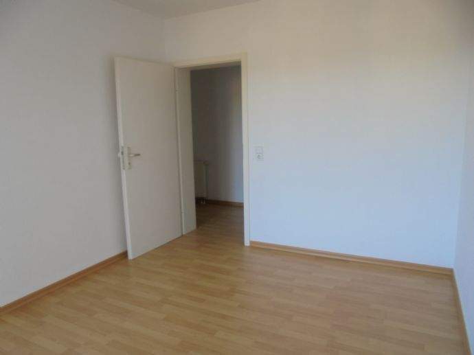 Etagenwohnung Chemnitz Ebersdorf - 2 Zimmer, 53 m&sup2;, 296&euro; | Angebot:26843672