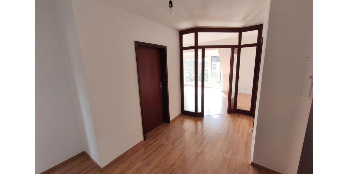 Dachgeschoßwohnung Buxtehude - 3 Zimmer, 69 m&sup2;, 825&euro; | Angebot:26629402