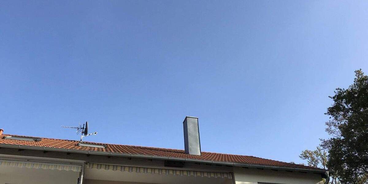 Zu vermieten 4 Zimmerwohnung in Schwabach kernsaniert im 3 Familienhaus 1 stock 4 zimmer