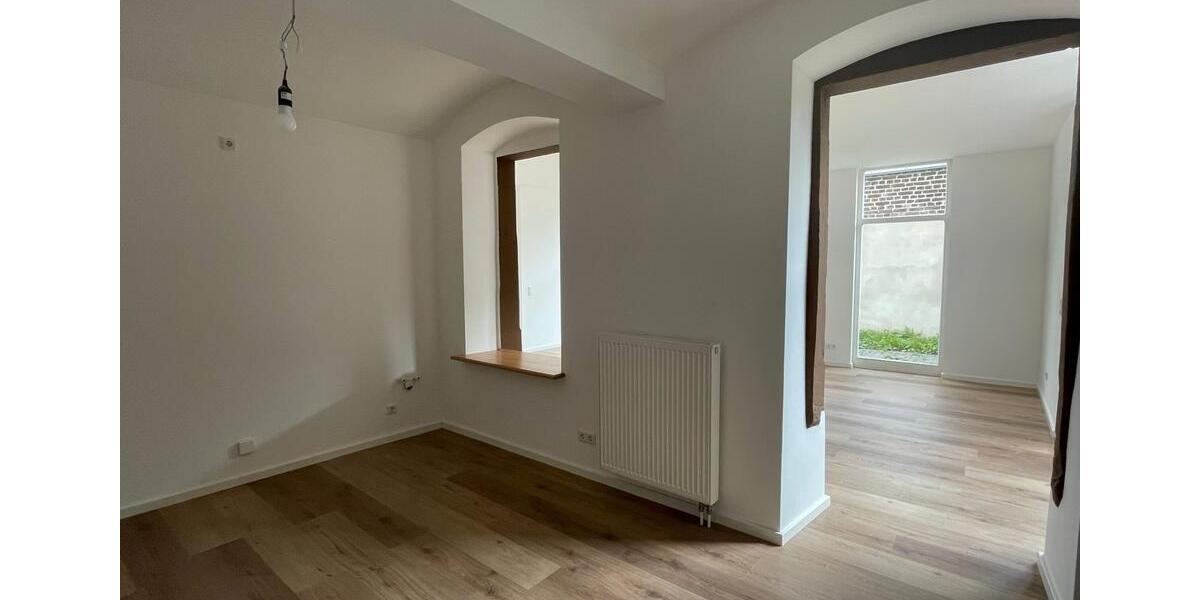 Erdgeschoßwohnung Arnsberg Rusch - 3 Zimmer, 154 m&sup2;, 1.300&euro; | Angebot:26645563