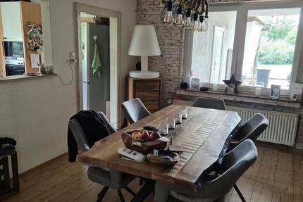 Wohnung 5,5 Zimmer, Küche, Bad, Gäste WC, Gäste Dusche,Waschküch 5 zimmer