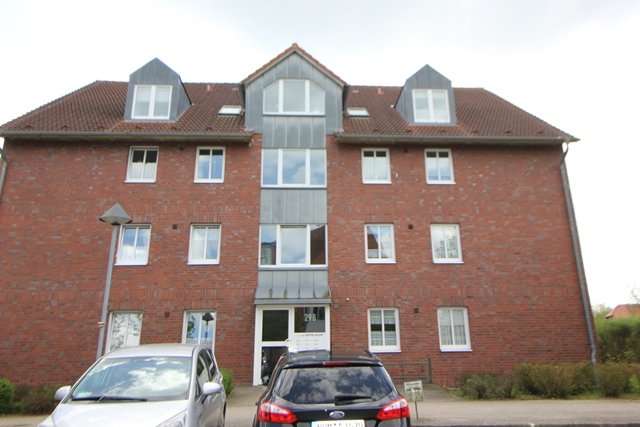 Etagenwohnung Schwerin Friedrichsthal - 3 Zimmer, 83 m&sup2;, 900&euro; | Angebot:27272803