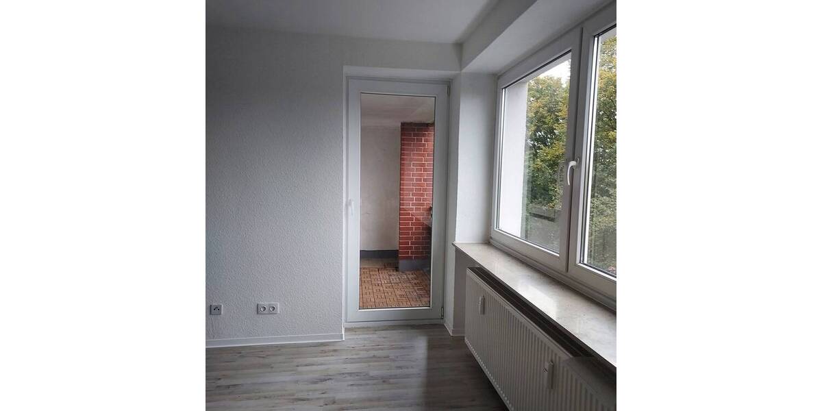 Etagenwohnung Bremerhaven Lehe - 3 Zimmer, 82 m&sup2;, 550&euro; | Angebot:24807053