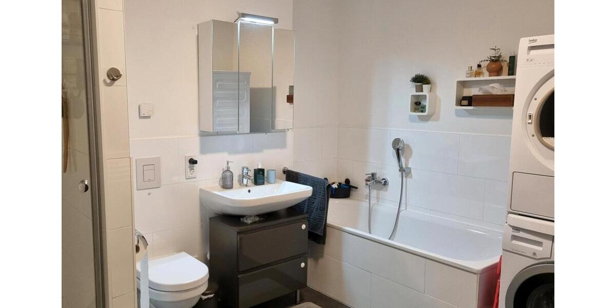 Wohnen auf Zeit Berlin Mitte - 2 Zimmer, 72 m&sup2;, 600&euro; | Angebot:26703207