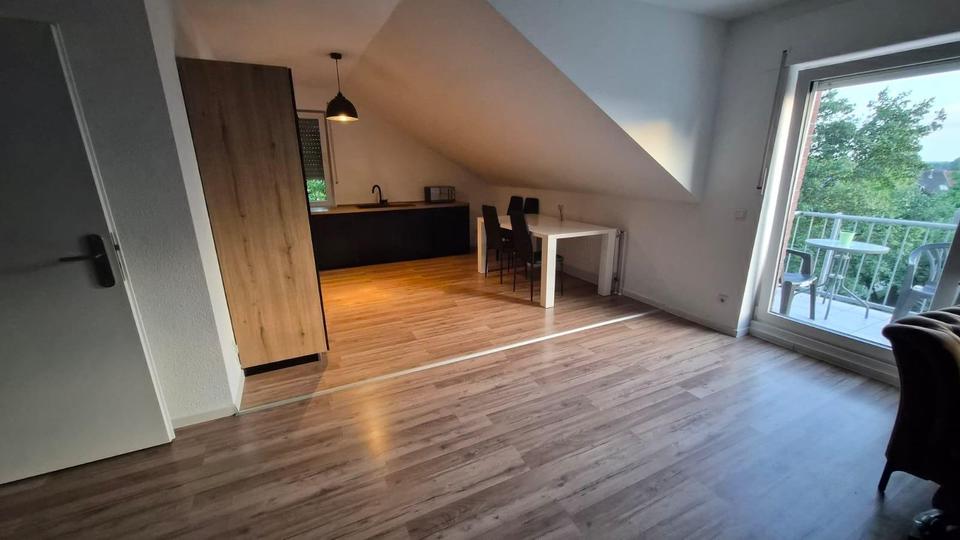 Wohnen auf Zeit Hückelhoven - 4 Zimmer, 100 m&sup2;, 600&euro; | Angebot:21847918
