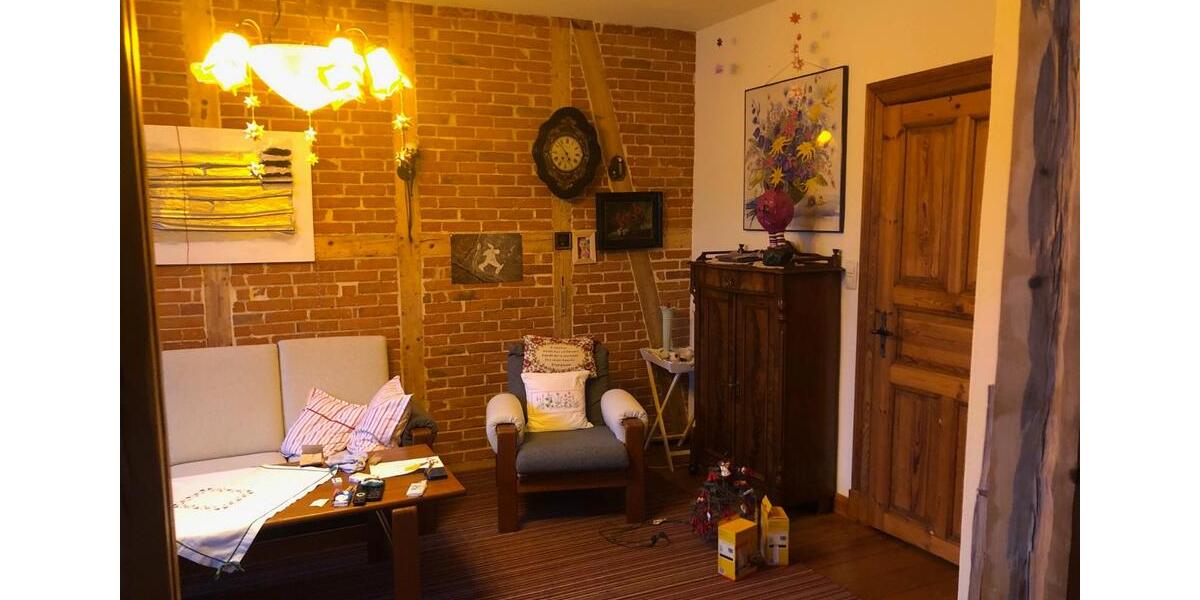 3 12 Zimmer Wohnung im 1. OG im gepflegten Altbau 3 zimmer