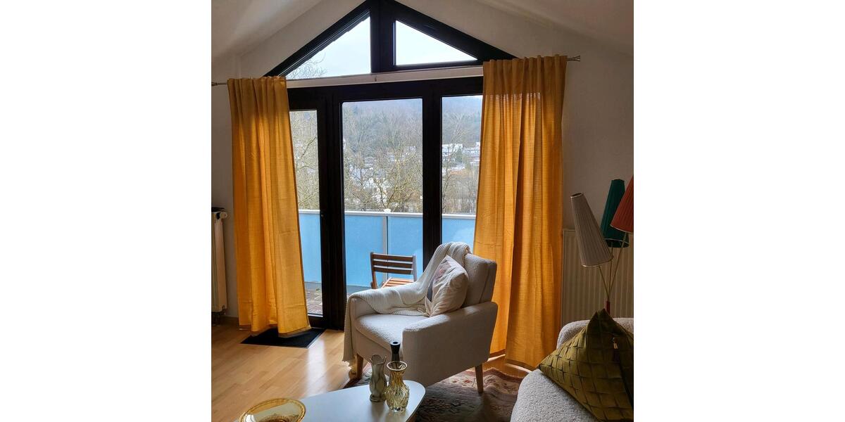 Dachgeschoßwohnung Hofheim am Taunus - 1 Zimmer, 55 m&sup2;, 1.200&euro; | Angebot:24837078