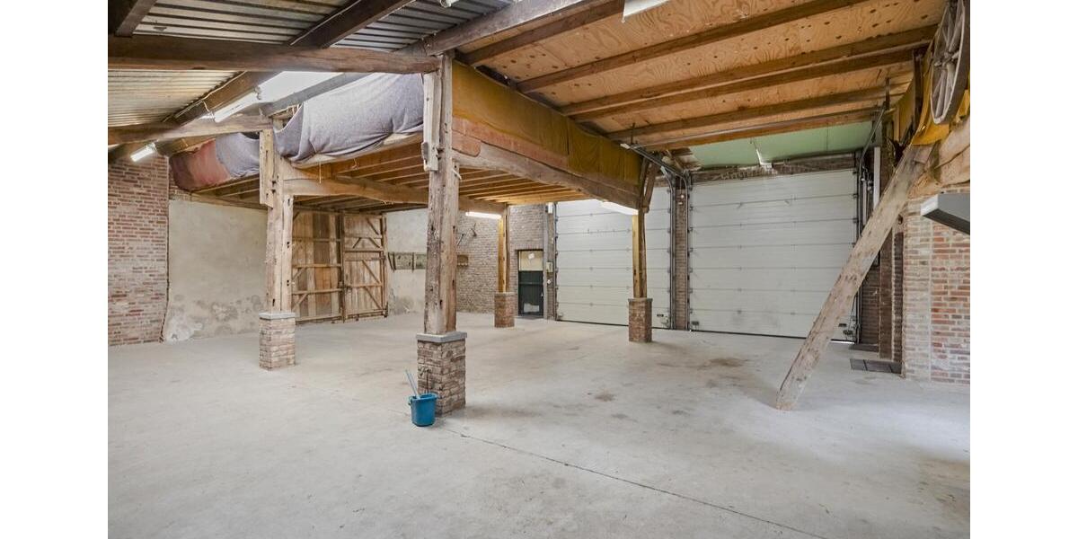 Einfamilienhaus Gangelt - 6 Zimmer, 220 m&sup2;, 2.400&euro; | Angebot:25160824