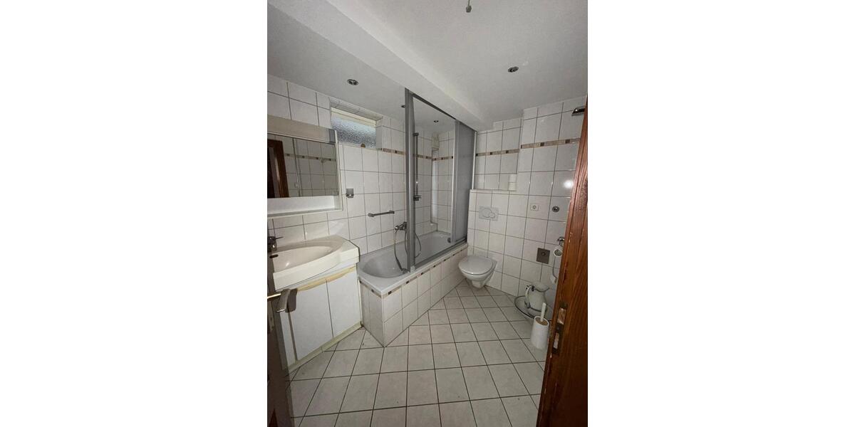 Etagenwohnung Gernsbach - 5 Zimmer, 145 m&sup2;, 1.740&euro; | Angebot:26235948