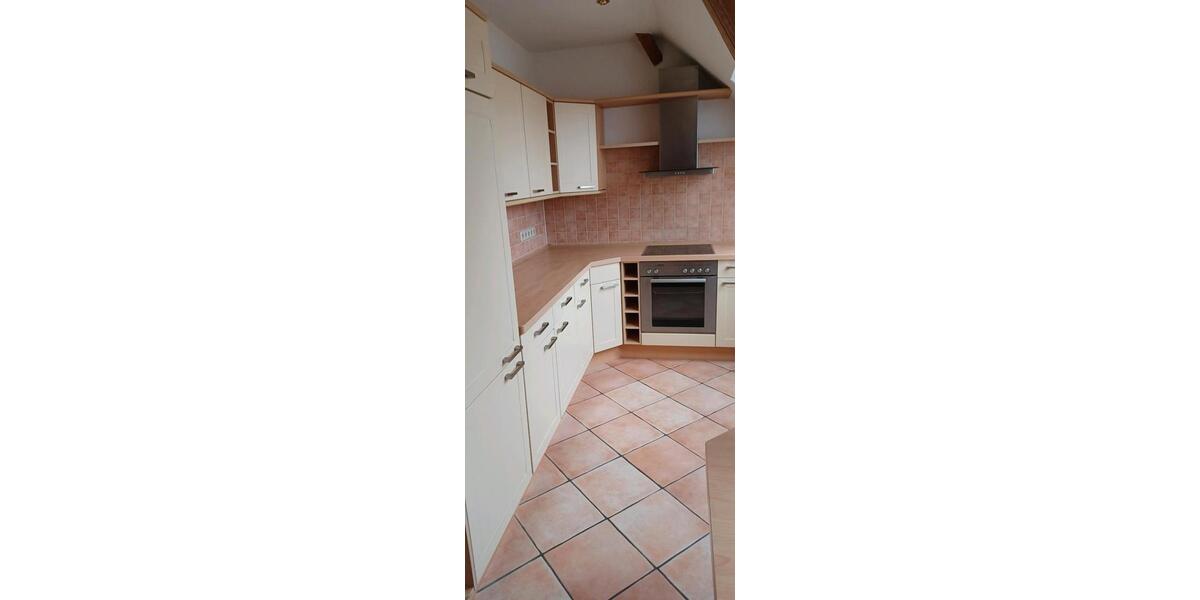 Dachgeschoßwohnung Uckerland - 3 Zimmer, 96 m&sup2;, 690&euro; | Angebot:25872158