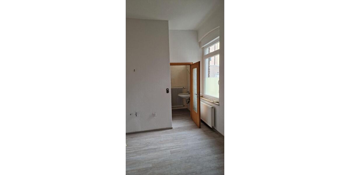 Etagenwohnung Stolberg (Rheinland) - 2 Zimmer, 65 m&sup2;, 450&euro; | Angebot:26609185