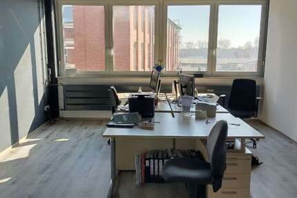 Büro in Nürnberg 300 € 4 m² zimmer