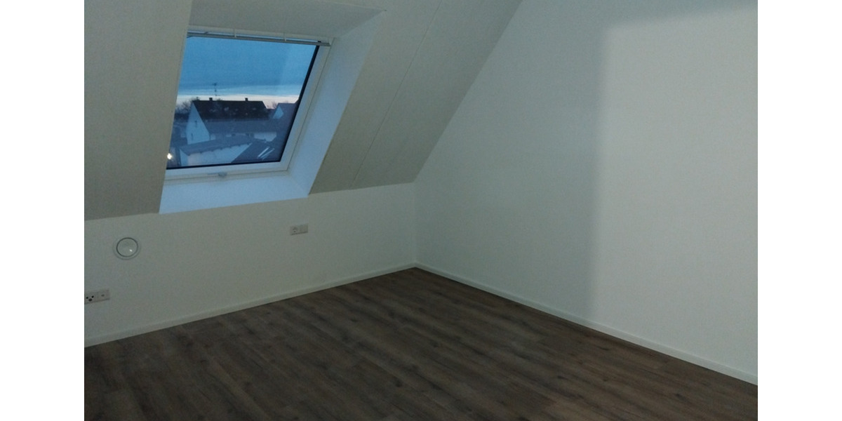 Dachgeschoßwohnung Bad Buchau - 3.5 Zimmer, 93 m&sup2;, 1.120&euro; | Angebot:24864804