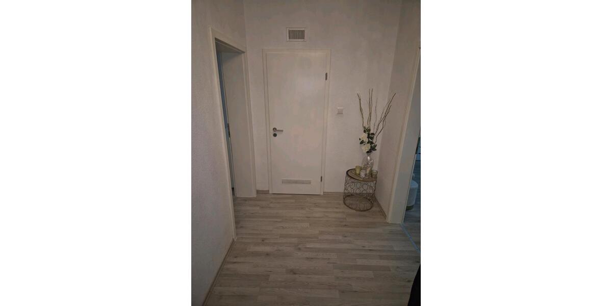 Wohnen auf Zeit Wuppertal Elberfeld - 3 Zimmer, 22 m&sup2;, 400&euro; | Angebot:26699136