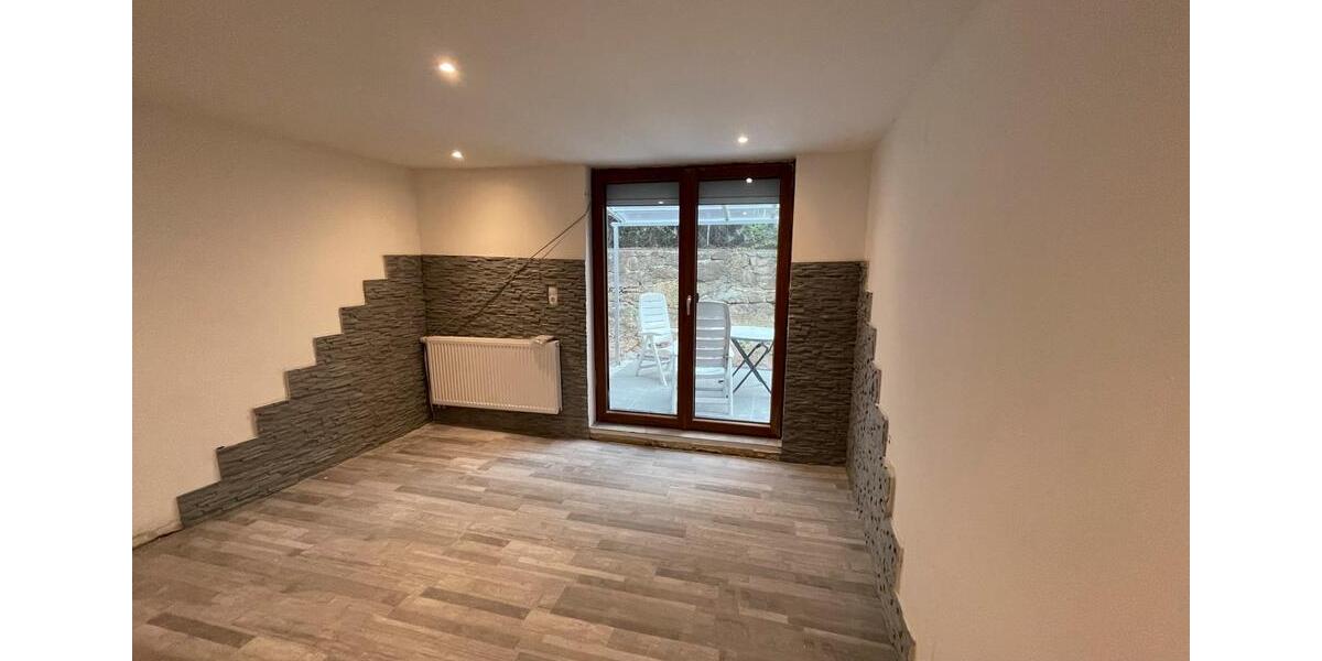 Erdgeschoßwohnung Oberviechtach - 3 Zimmer, 55 m&sup2;, 680&euro; | Angebot:26251078