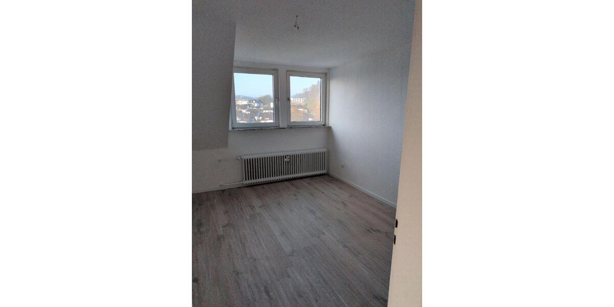 Dachgeschoßwohnung Freudenberg - 3 Zimmer, 64 m&sup2;, 640&euro; | Angebot:26147175