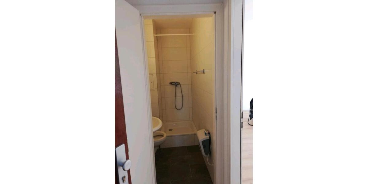 Etagenwohnung Saarbrücken St. Arnual - 1 Zimmer, 25 m&sup2;, 390&euro; | Angebot:26253230