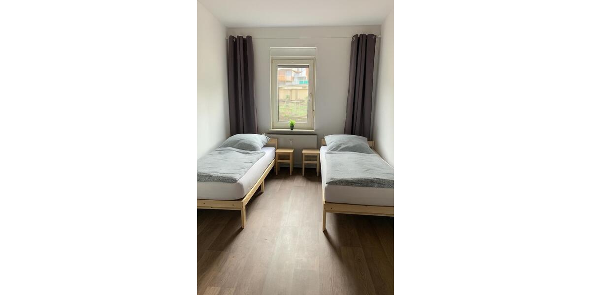 Etagenwohnung Spangenberg - 4 Zimmer, 136 m&sup2;, 950&euro; | Angebot:25285670