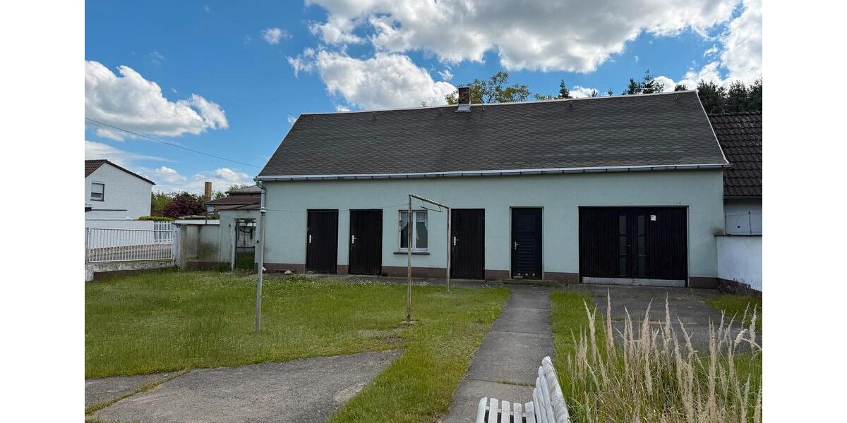 Einfamilienhaus Elsterwerda - 4 Zimmer, 90 m&sup2;, 1.100&euro; | Angebot:26675340