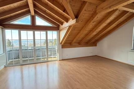 Wohnung Deggendorf - 3 Zimmer, 95 m&sup2;, 800&euro; | Angebot:24704526