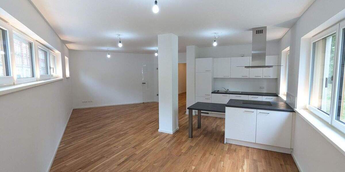 Etagenwohnung Leipzig Neustadt-Neuschönefeld - 2 Zimmer, 78 m&sup2;, 1.175&euro; | Angebot:25736603