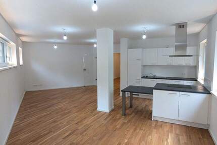 Wohnung Leipzig Neustadt-Neuschönefeld - 2 Zimmer, 78 m&sup2;, 1.175&euro; | Angebot:25736603