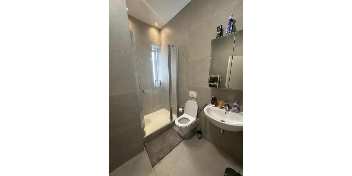Etagenwohnung Bergheim - 1 Zimmer, 16 m&sup2;, 600&euro; | Angebot:26566400