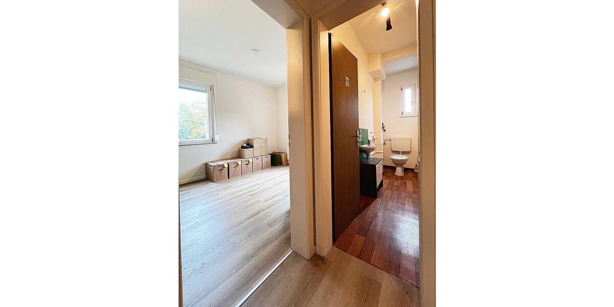 Etagenwohnung Pfullingen - 3 Zimmer, 70 m&sup2;, 920&euro; | Angebot:26589589