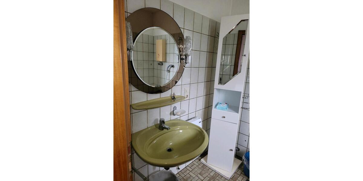 Erdgeschoßwohnung Hallenberg - 4 Zimmer, 74 m&sup2;, 570&euro; | Angebot:24878471