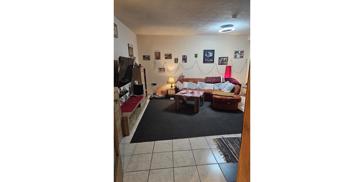 Etagenwohnung Frankenberg (Eder) - 4 Zimmer, 110 m&sup2;, 900&euro; | Angebot:26393185