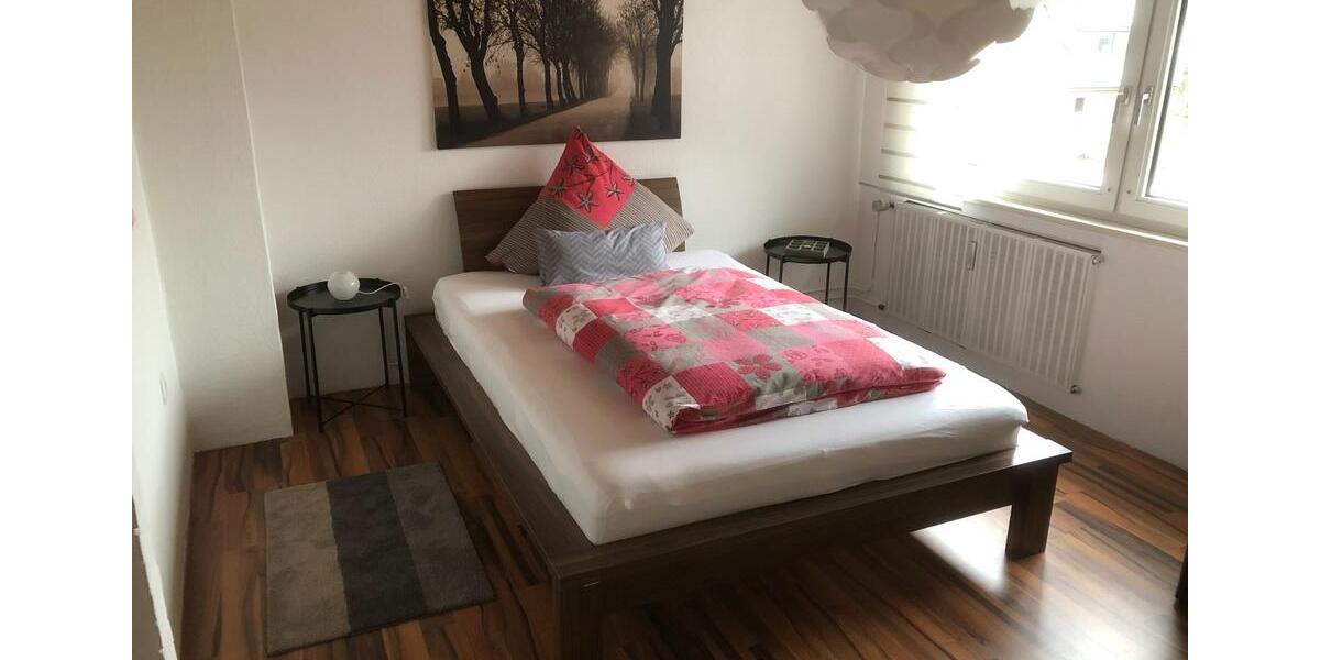 Dachgeschoßwohnung Wolfsburg Alt-Wolfsburg - 3 Zimmer, 125 m&sup2;, 990&euro; | Angebot:25343271