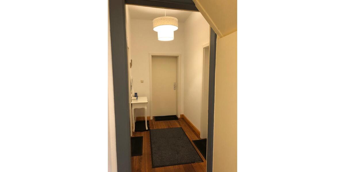 3 12 Zimmer Wohnung im 1. OG im gepflegten Altbau 3 zimmer