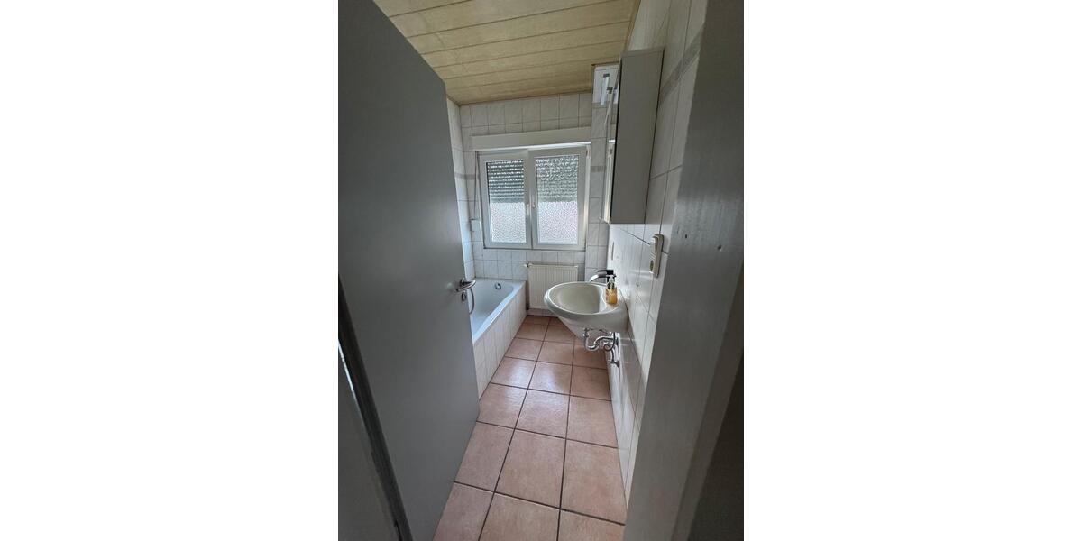 Etagenwohnung Haiger - 2 Zimmer, 60 m&sup2;, 600&euro; | Angebot:26262298