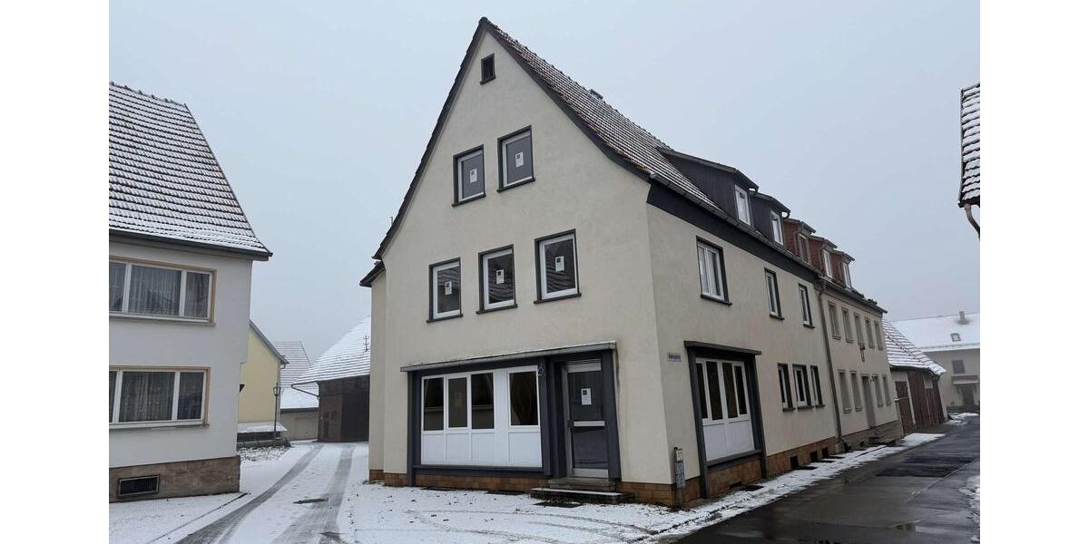 Etagenwohnung Fladungen - 3 Zimmer, 75 m&sup2;, 750&euro; | Angebot:25644901