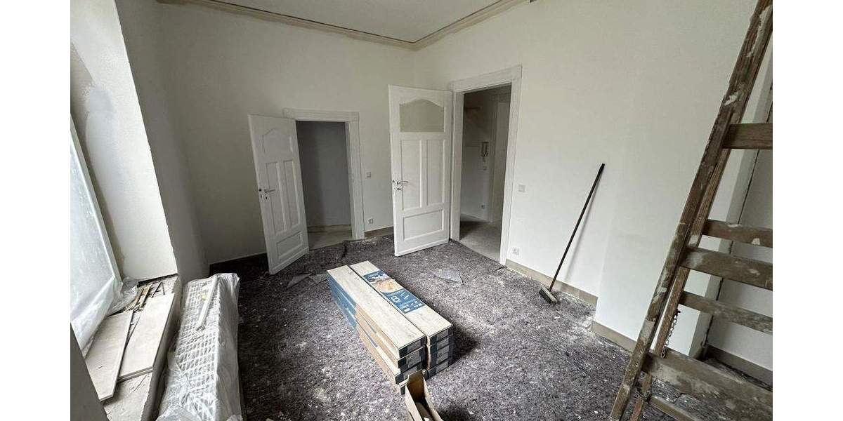 Sanierte Altbau-Wohnung im EG mit Garten ? Besichtigung am 24. Januar 3 zimmer