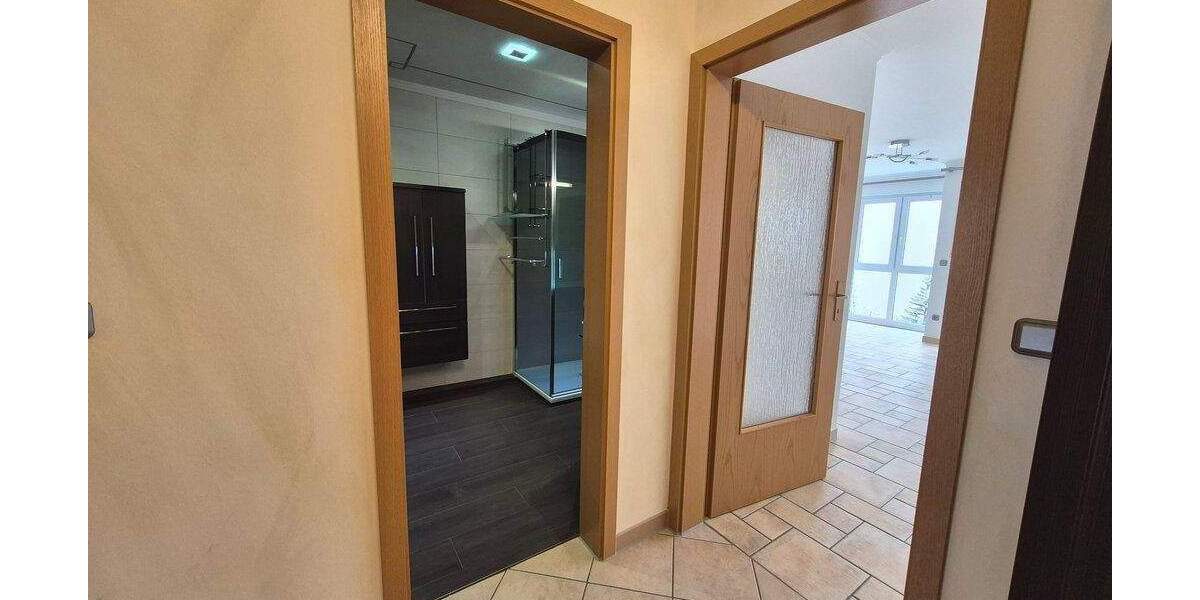 Etagenwohnung Wendelstein - 3 Zimmer, 76 m&sup2;, 860&euro; | Angebot:25679293