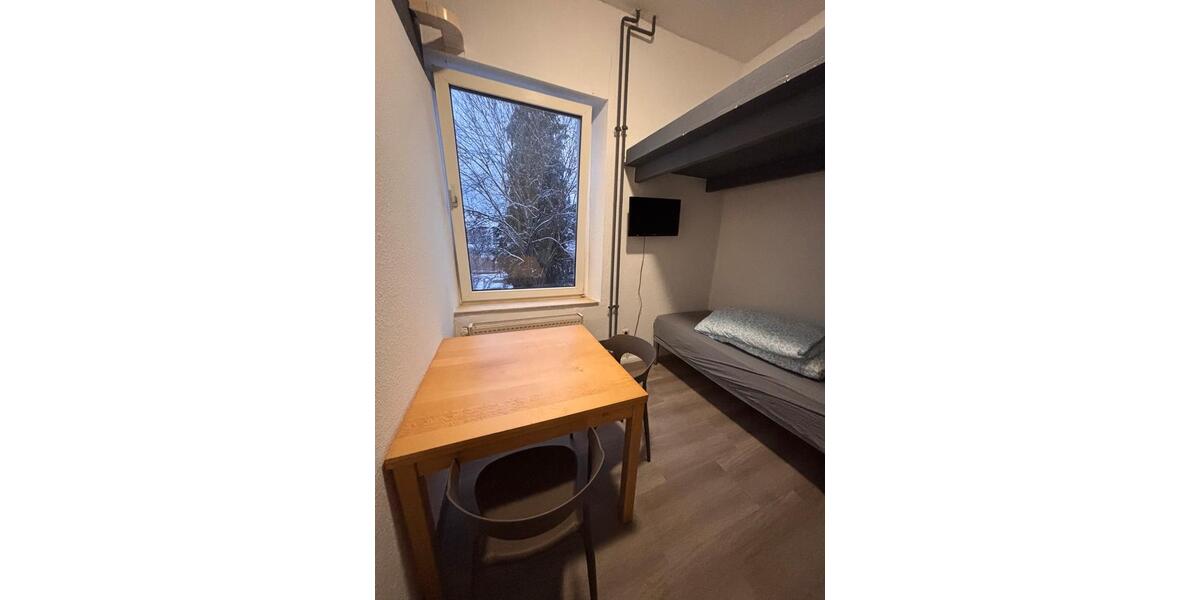 Etagenwohnung Solingen Ohligs - 1 Zimmer, 13 m&sup2;, 220&euro; | Angebot:24398817
