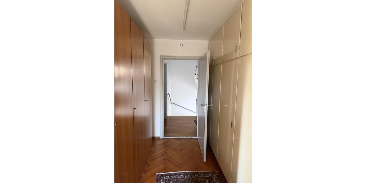 Etagenwohnung Schwabmünchen - 10 Zimmer, 200 m&sup2;, 1.900&euro; | Angebot:26251913