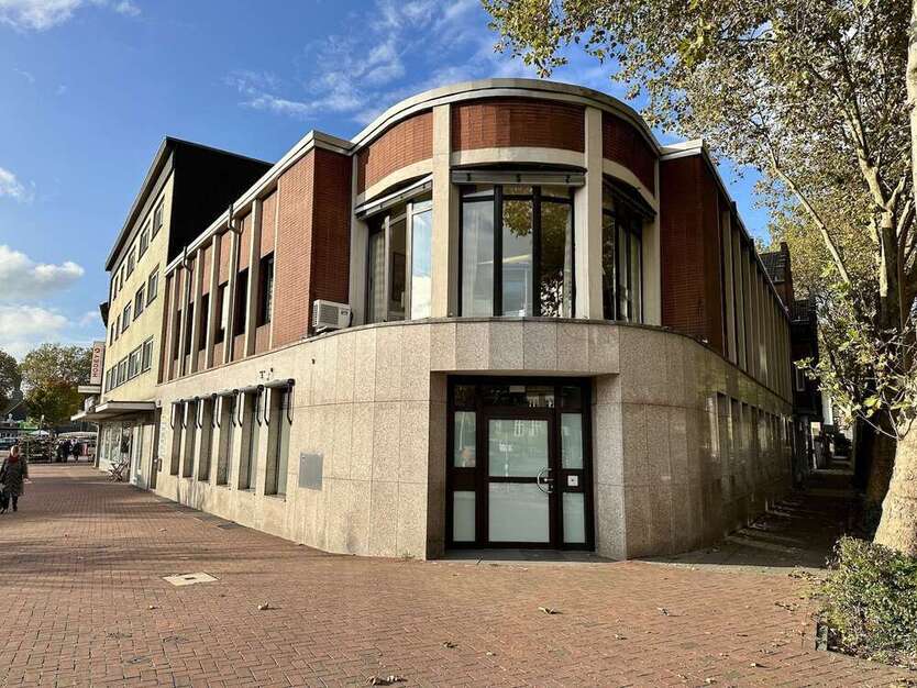 Büro in Kamp-Lintfort 1.600 € 206 m²