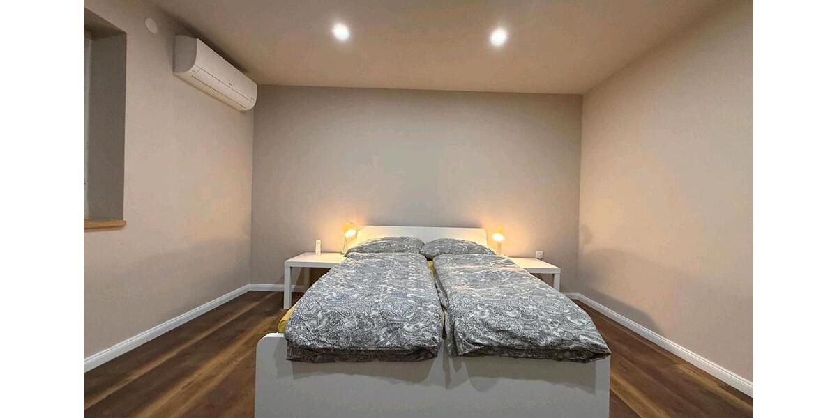 Etagenwohnung Sonnenbühl - 6 Zimmer, 140 m&sup2;, 1.890&euro; | Angebot:26381356