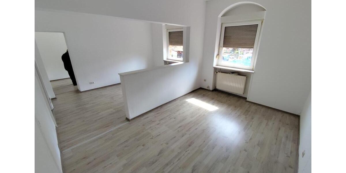 Erdgeschoßwohnung Neunkirchen - 4 Zimmer, 75 m&sup2;, 850&euro; | Angebot:25988103