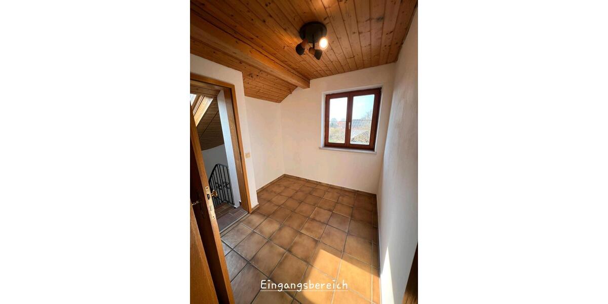 Dachgeschoßwohnung Trostberg - 2 Zimmer, 77 m&sup2;, 750&euro; | Angebot:26523041