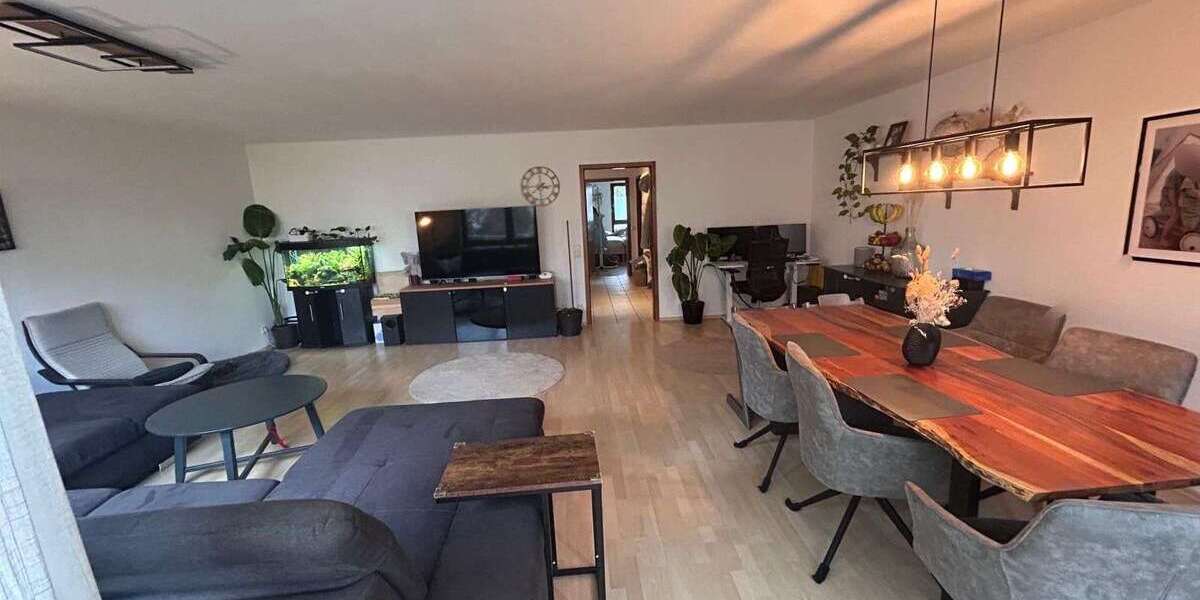Wohnung zum Mieten in Reutlingen 1.150 € 105.72 m² 3 zimmer