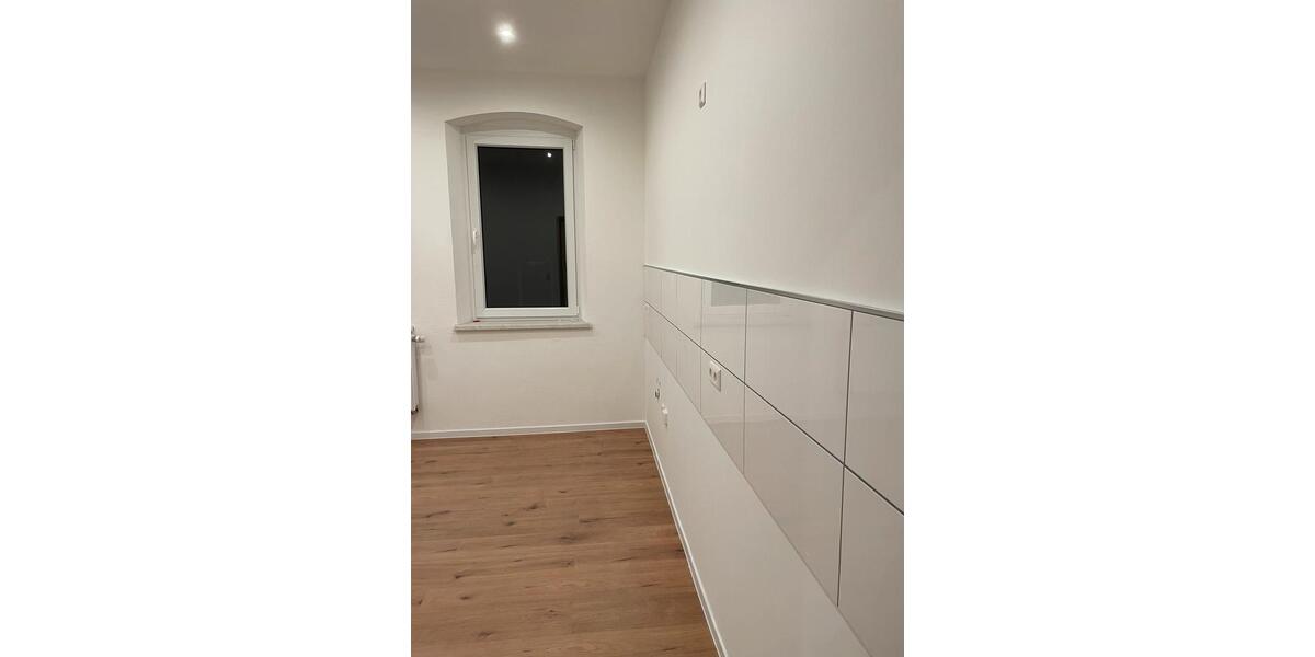 Etagenwohnung Hof Altstadt - 3.5 Zimmer, 90 m&sup2;, 895&euro; | Angebot:26614938