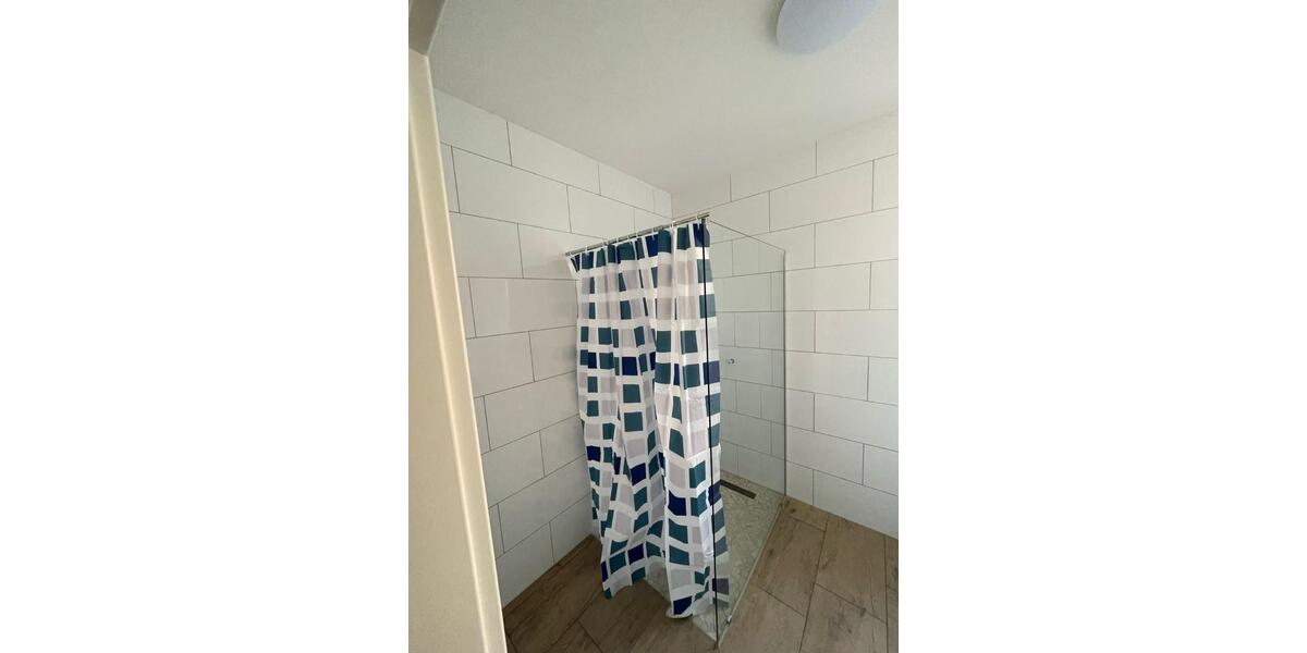 Wohnen auf Zeit Glauchau - 3 Zimmer, 60 m&sup2;, 20&euro; | Angebot:18971965