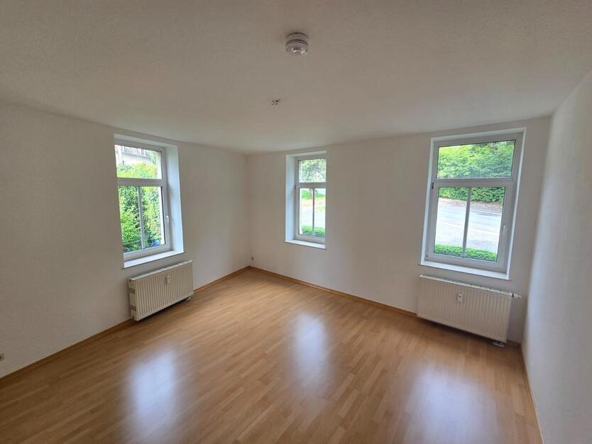 Biete 2-Zimmerwohnung zur Miete in Freital, Bergstraße 9