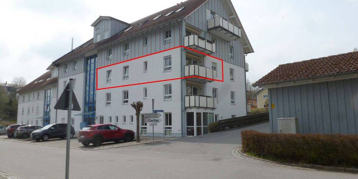 Etagenwohnung Viechtach - 3 Zimmer, 71 m&sup2;, 600&euro; | Angebot:26291123