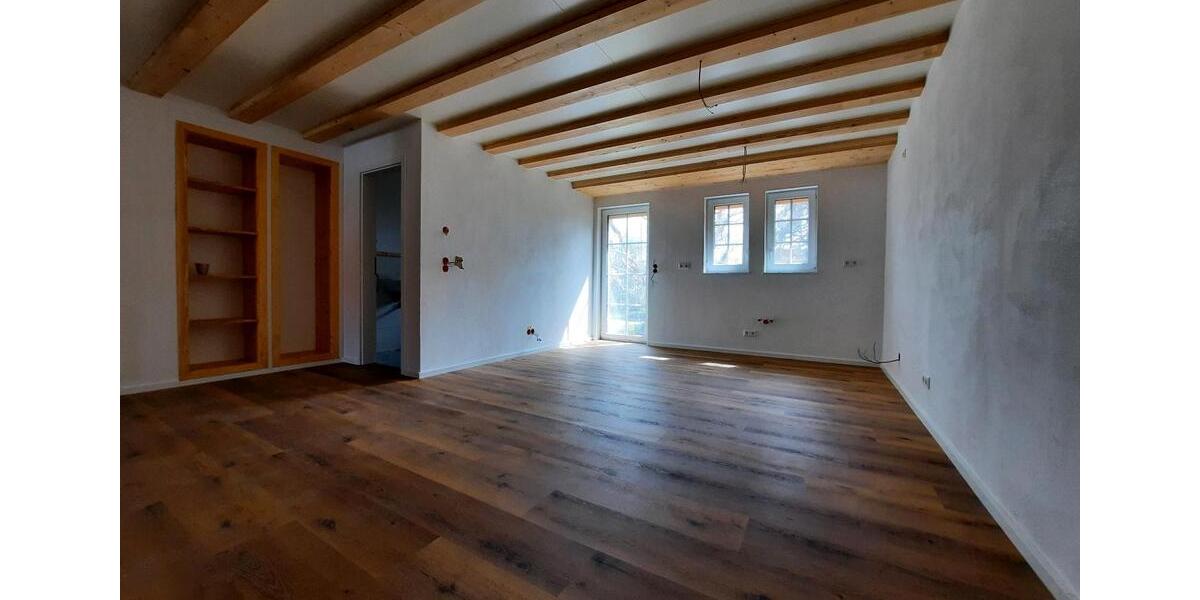 Etagenwohnung Zimmern ob Rottweil - 2 Zimmer, 420 m&sup2;, 490&euro; | Angebot:26183202