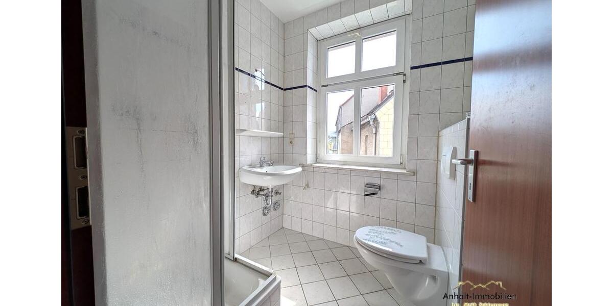 Etagenwohnung Bitterfeld-Wolfen Bitterfeld - 2 Zimmer, 45 m&sup2;, 317&euro; | Angebot:26544743