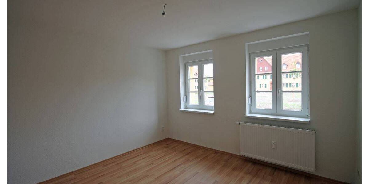 Etagenwohnung Bitterfeld Kraftwerksiedlung - 2 Zimmer, 51 m&sup2;, 350&euro; | Angebot:25740358